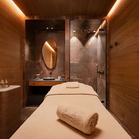 Neuf De Gamme A Avec Acces Aux Pieds - Fr-1-830-17 Apartment Courchevel